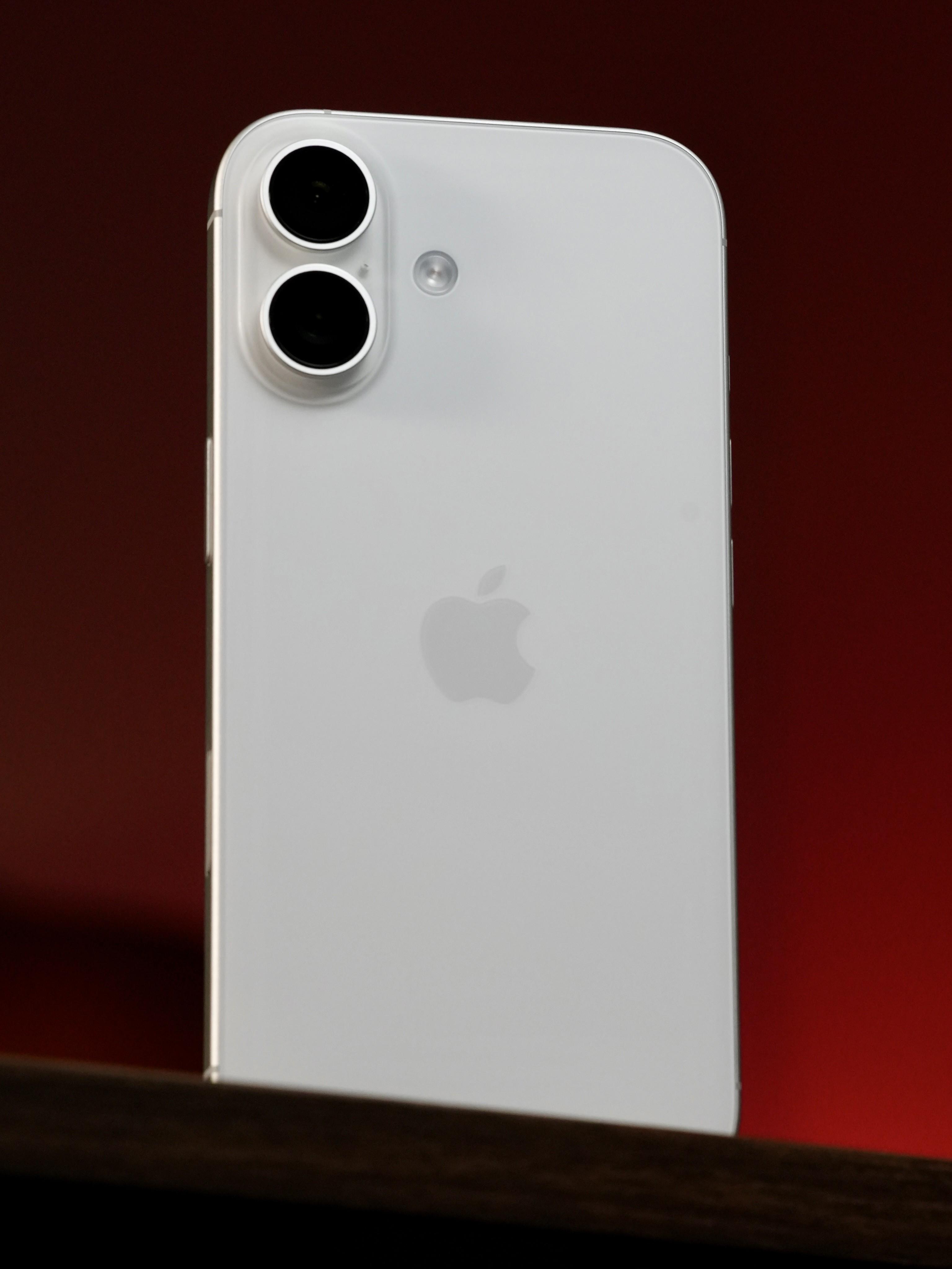 2026年是谁还在买iPhone 17?